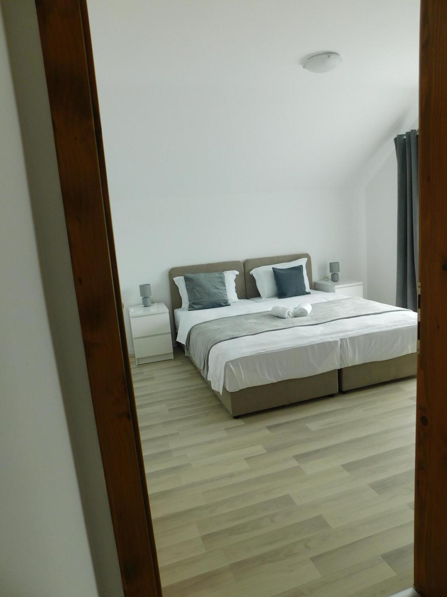 Apartman Nativis Otocac Ngoại thất bức ảnh
