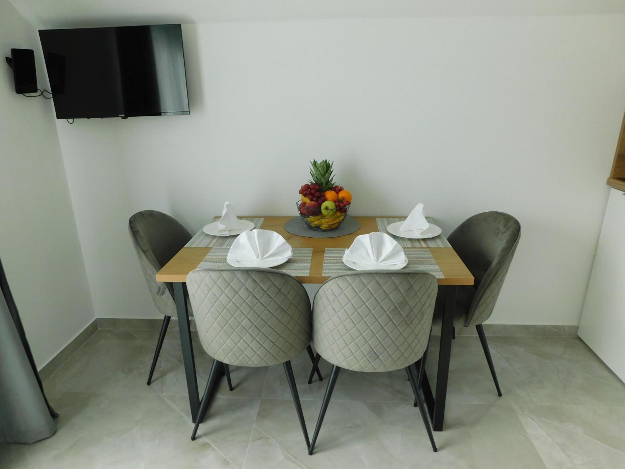 Apartman Nativis Otocac Ngoại thất bức ảnh