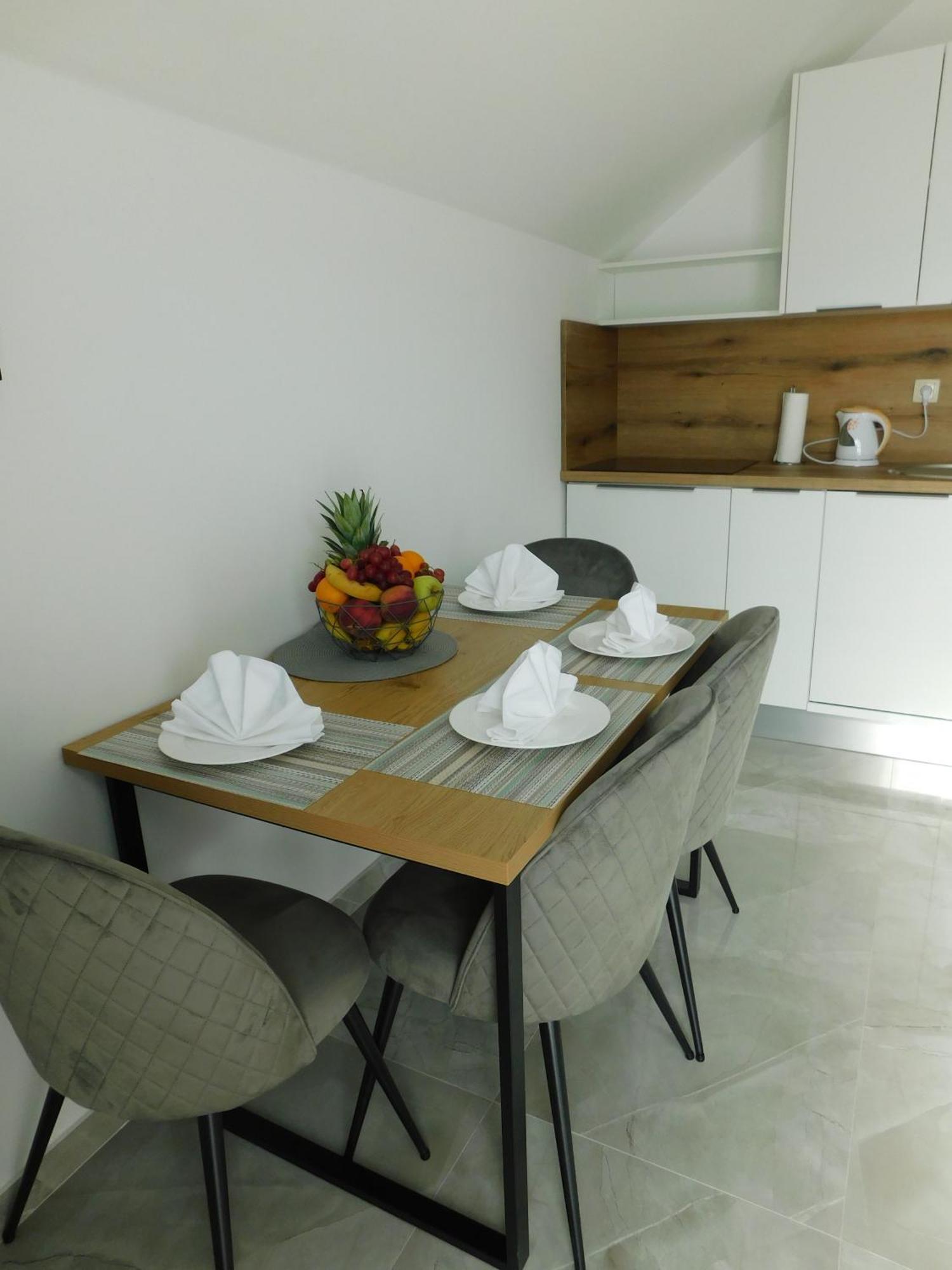 Apartman Nativis Otocac Ngoại thất bức ảnh