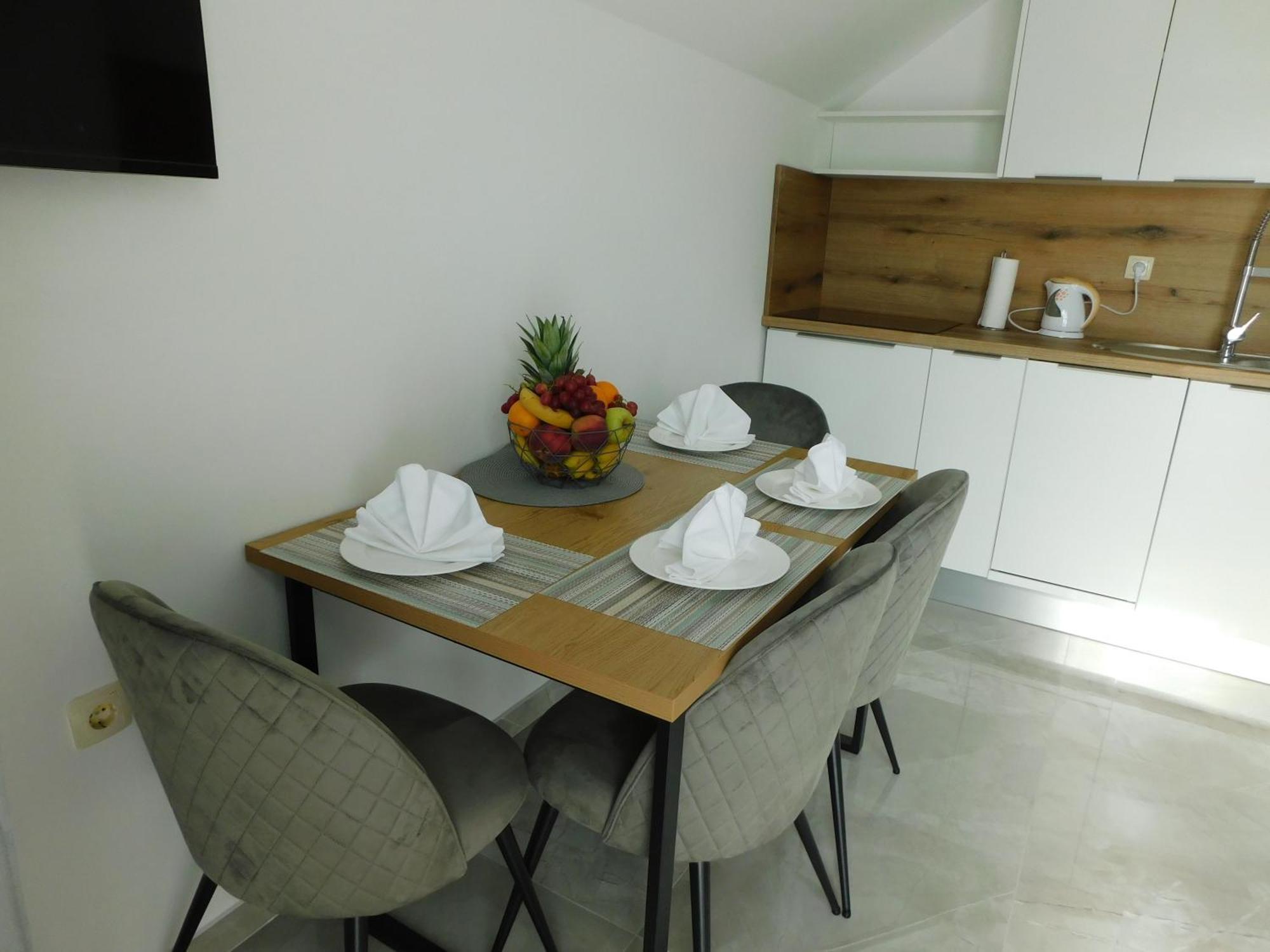 Apartman Nativis Otocac Ngoại thất bức ảnh